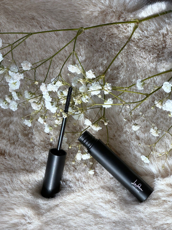Lash Bond – Sterke en Langdurige Wimper Fixatie voor Jouw Perfecte Lash Look