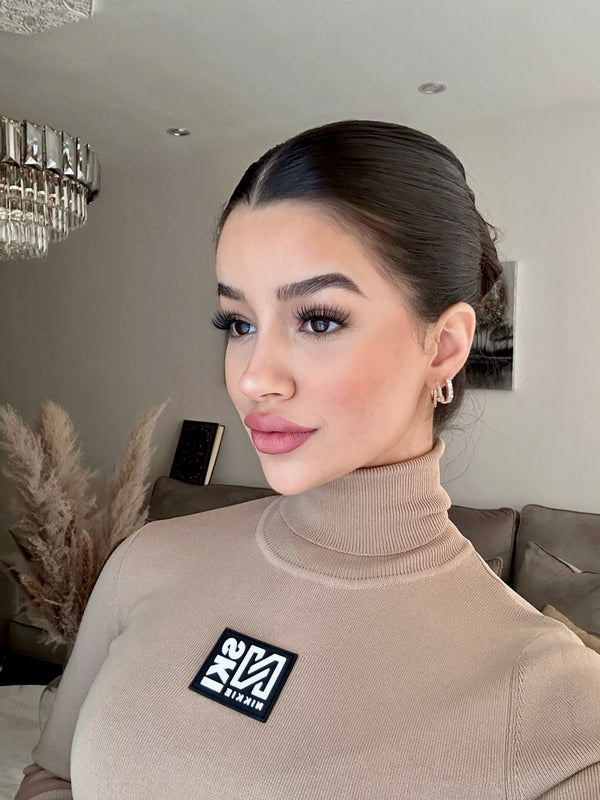 Creëer de perfecte wimper extension look met de Lost Angel Lashes. Gemaakt van Faux Mink, herbruikbaar, vegan & cruelty free. Perfect voor een glamourous look!